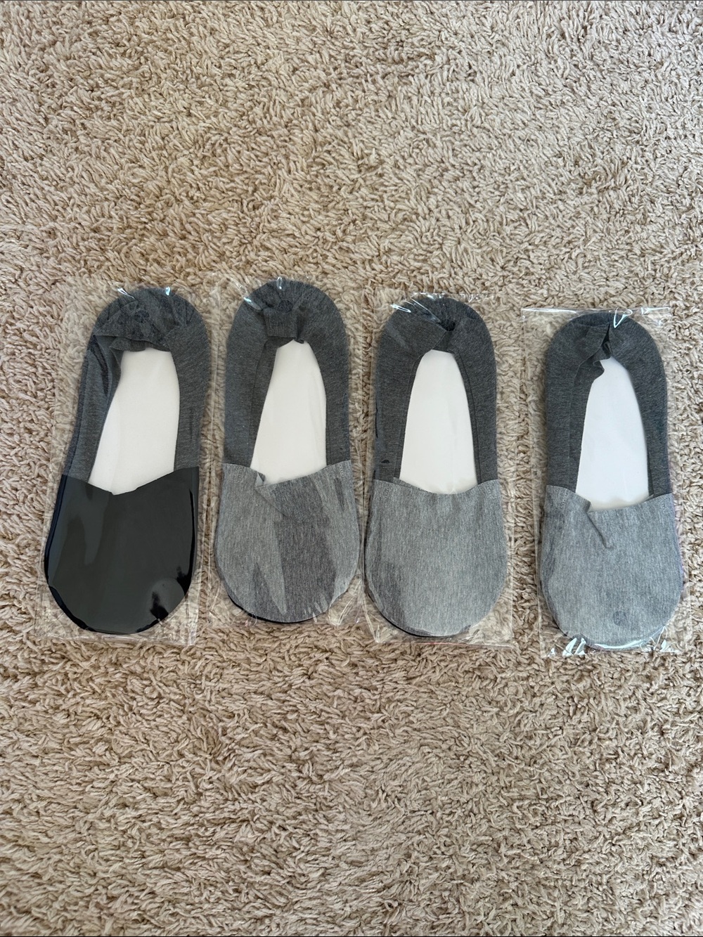 4 pairs of Men's No-Show Liner Socks